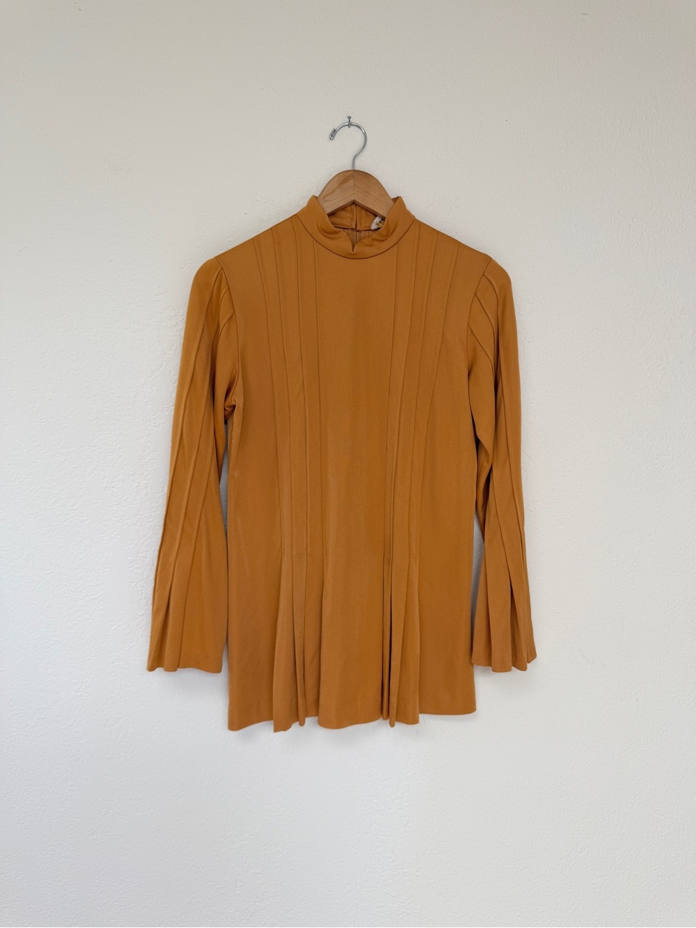 VINTAGE mustard yellow pleated long sleeve top / size S